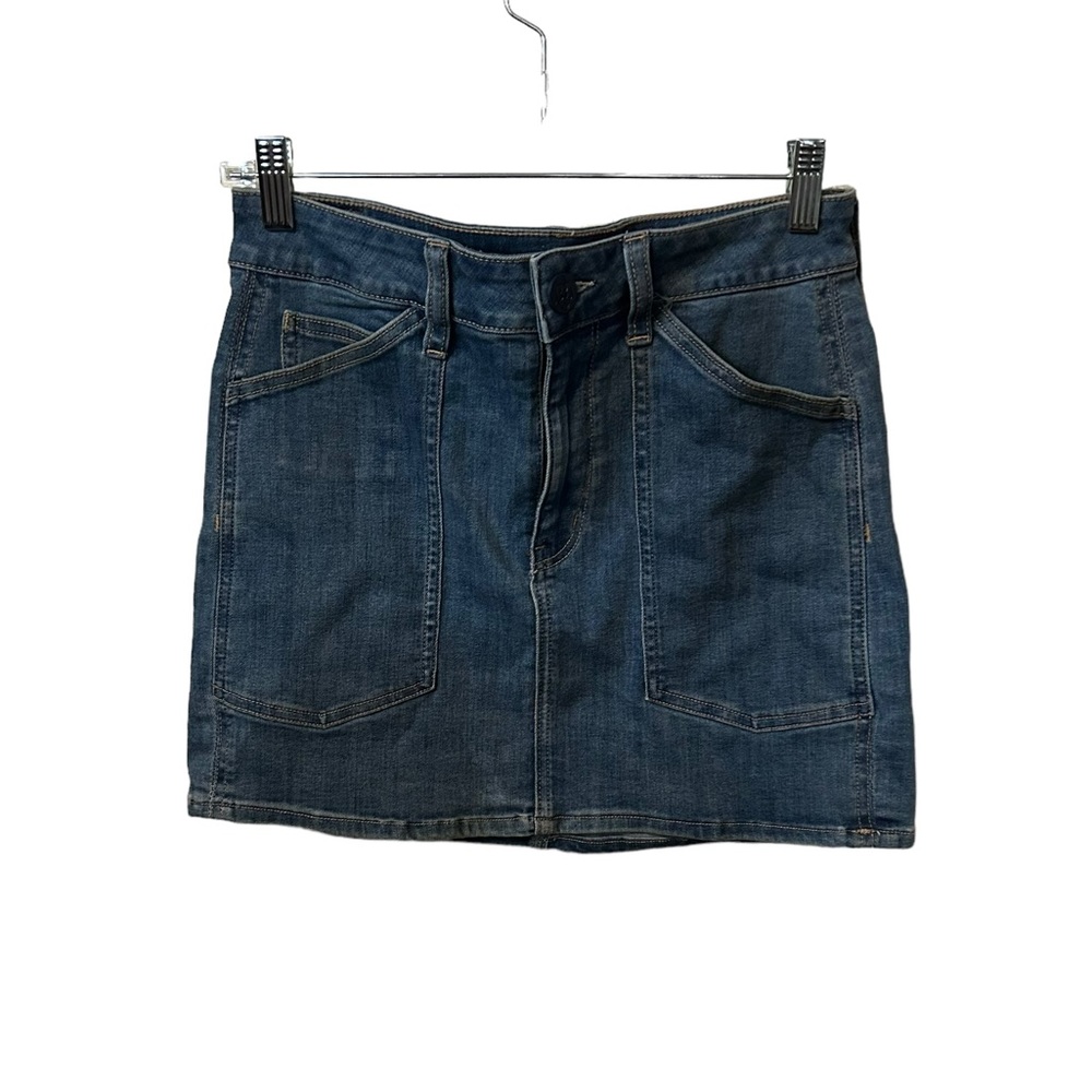 American Eagle Medium Wash Next Level Stretch Hi-Rise Mini Skirt Size 8.